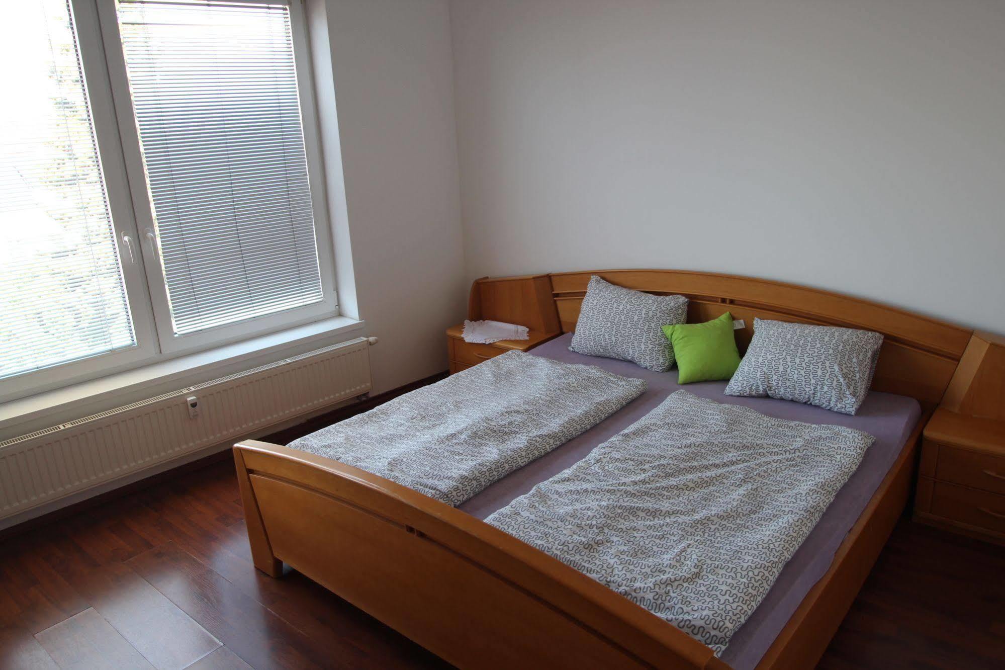 Apartman Halex Centrum City Aupark Piest'any Exterior foto