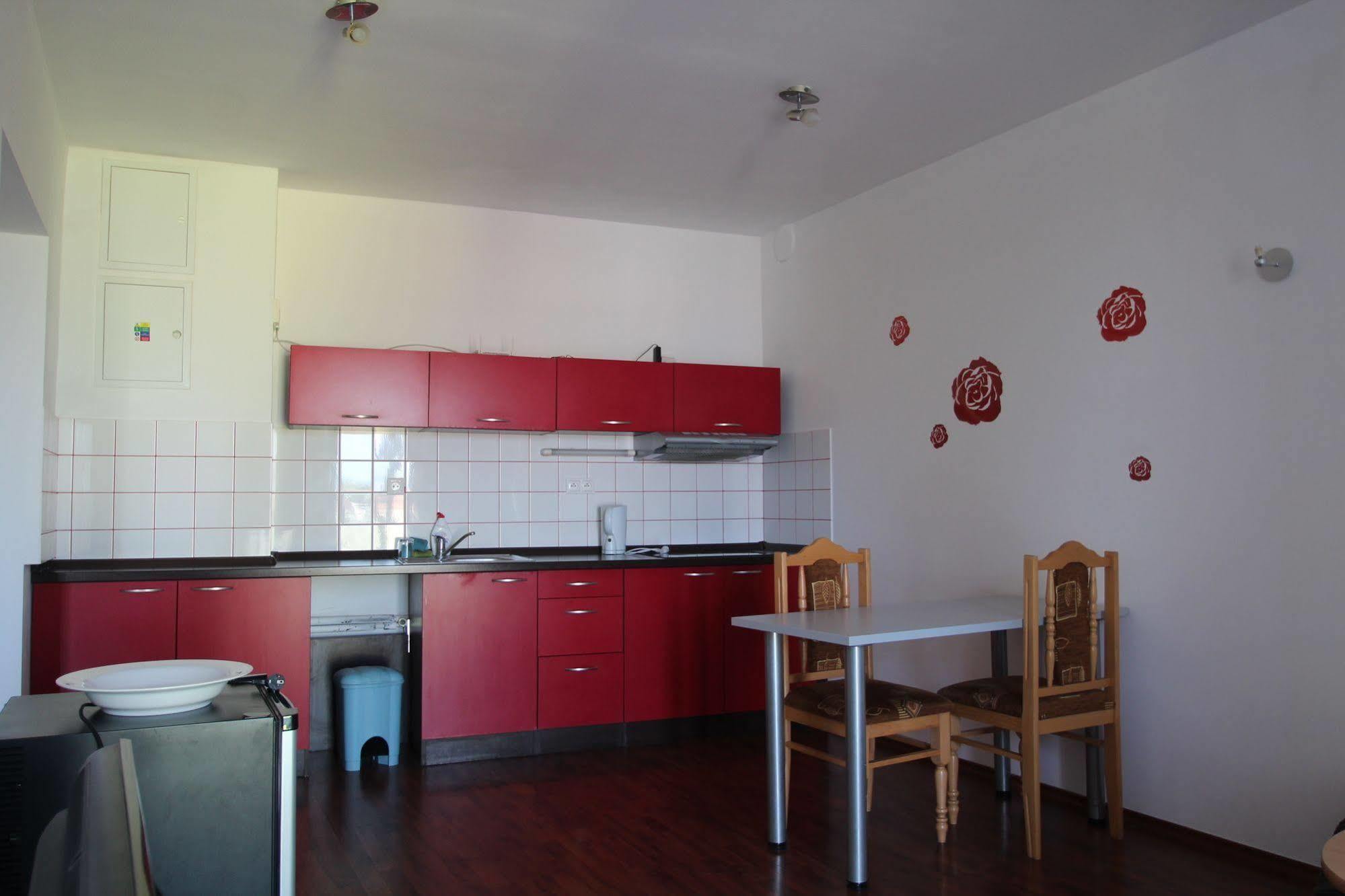 Apartman Halex Centrum City Aupark Piest'any Exterior foto